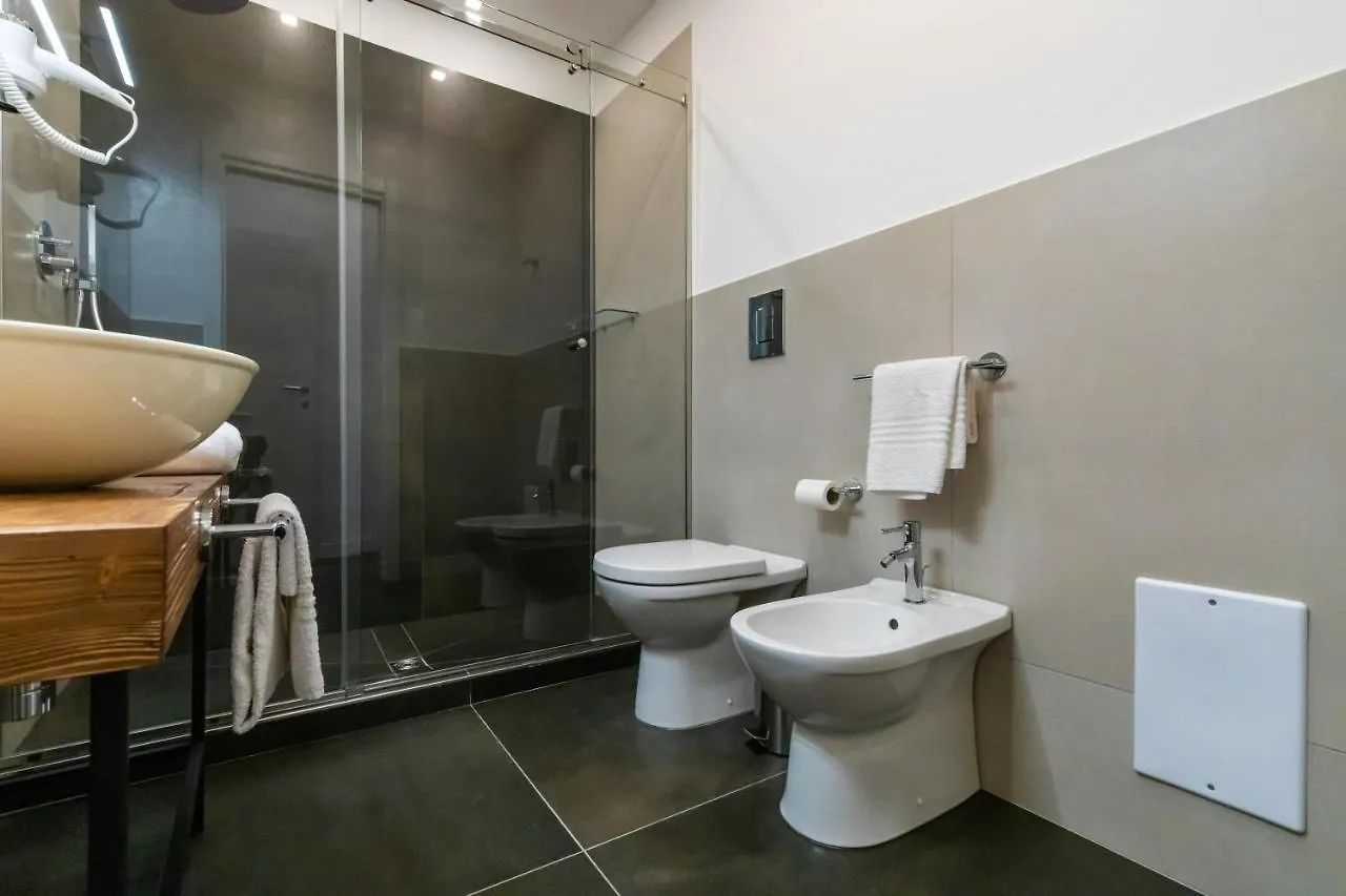 Santa Chiara Inn Naples Bed & Breakfast