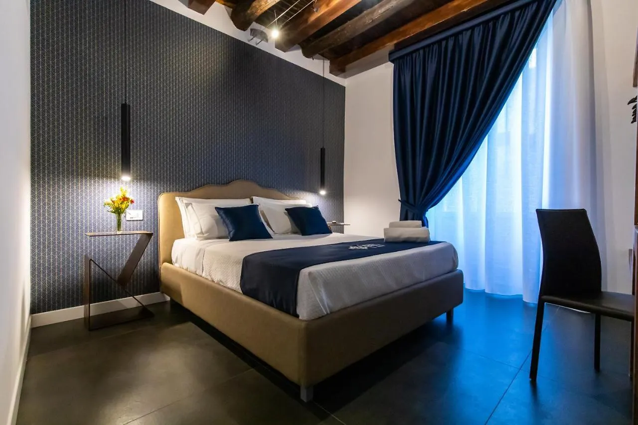 Santa Chiara Inn Naples